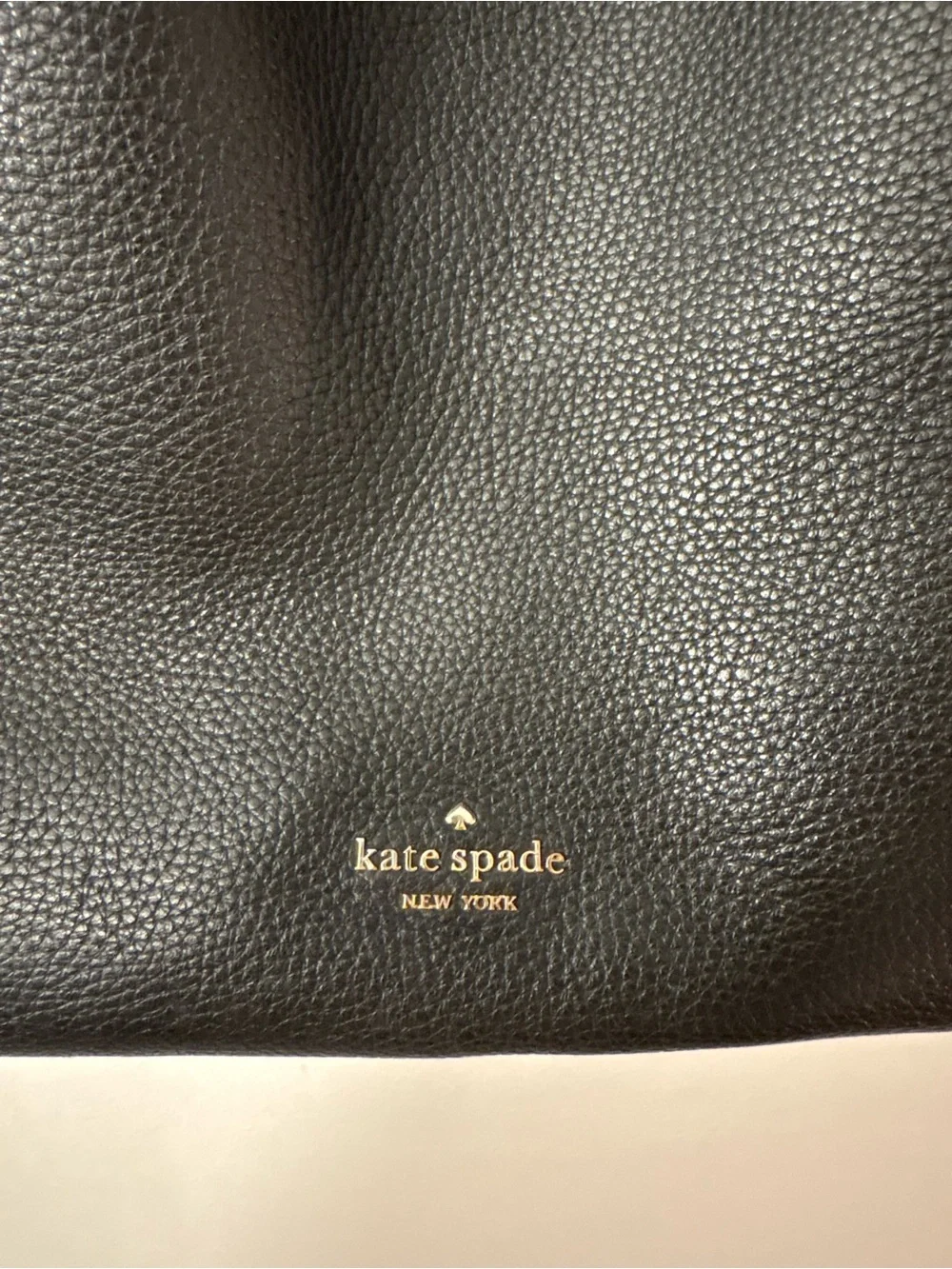 Kate Spade New York Black Pebbled Leather Hobo Shoulder Bag — Gold Hardware 👜
